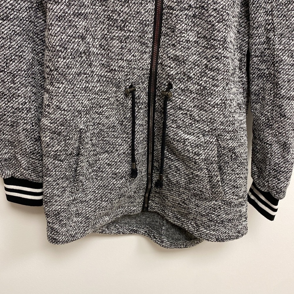 Fleece Jacket - Picture 10 of 11